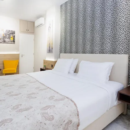 Noor, A Kalamatastay Apartment